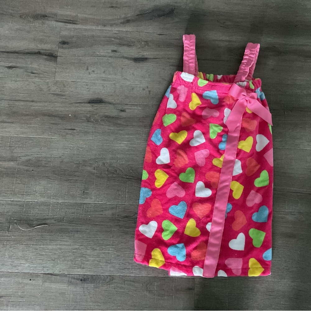 Place Pink Dress with Colorful Dots